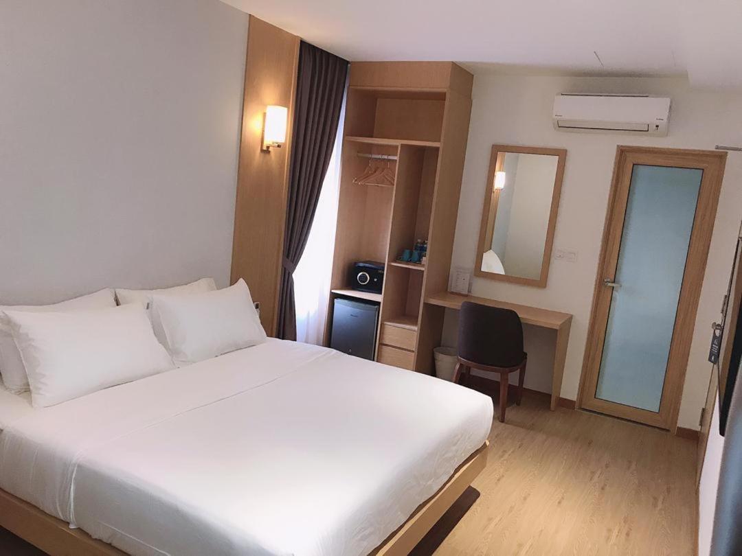 Miyabi Hotel Permas Johor Bahru Kültér fotó